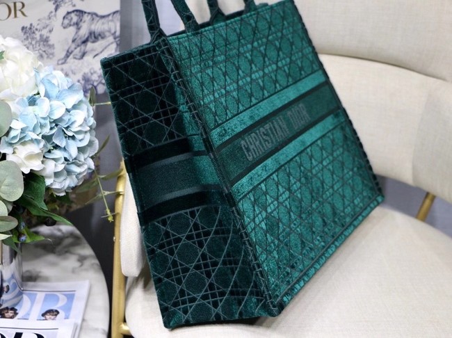 DIOR BOOK TOTE green Cannage Embroidered Velvet M1286Z