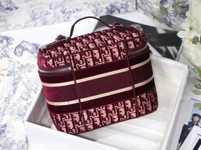 Dior Oblique Embroidered Velvet DIORTRAVEL VANITY CASE S5480 Burgundy