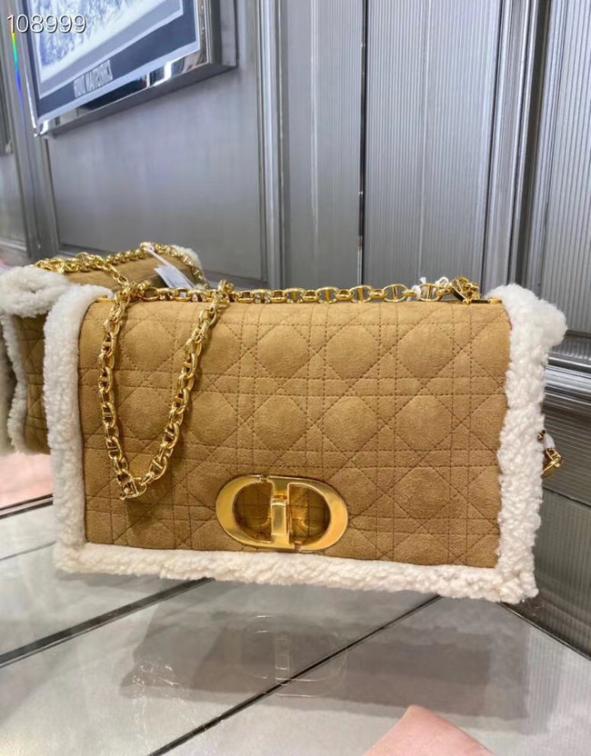 DIOR 30 MONTAIGNE CHAIN BAG Camel-Colored Shearling M9208