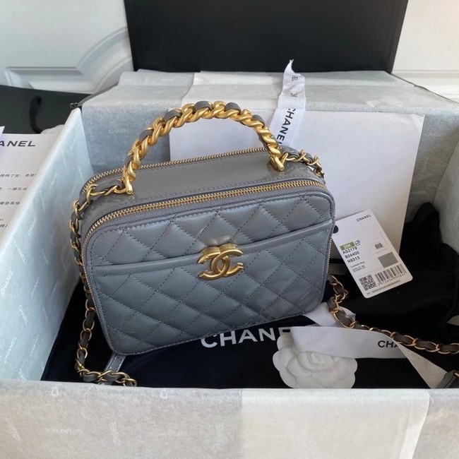 Chanel vanity case Lambskin, Shiny Crumpled Calfskin & Gold-Tone Metal AS2179 Gray