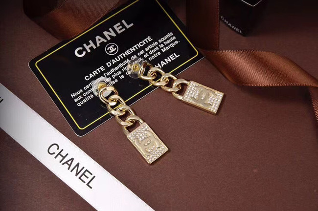 Chanel Earrings CE5897