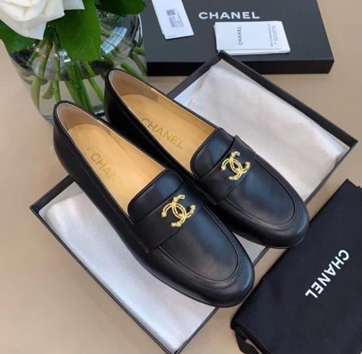 Chanel Calfskin Leather Shoes CH2740 Black