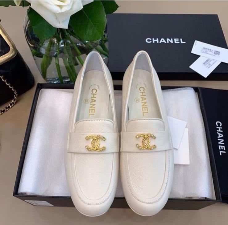 Chanel Calfskin Leather Shoes CH2740 White