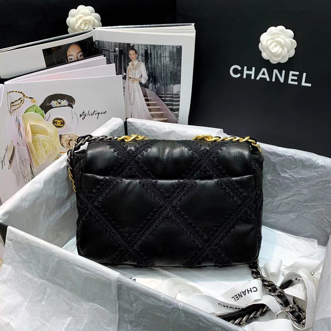 chanel 19 flap bag AS1160 black