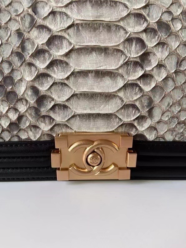 Boy Chanel Flap Shoulder Bag original Snake leather AS67086 grey