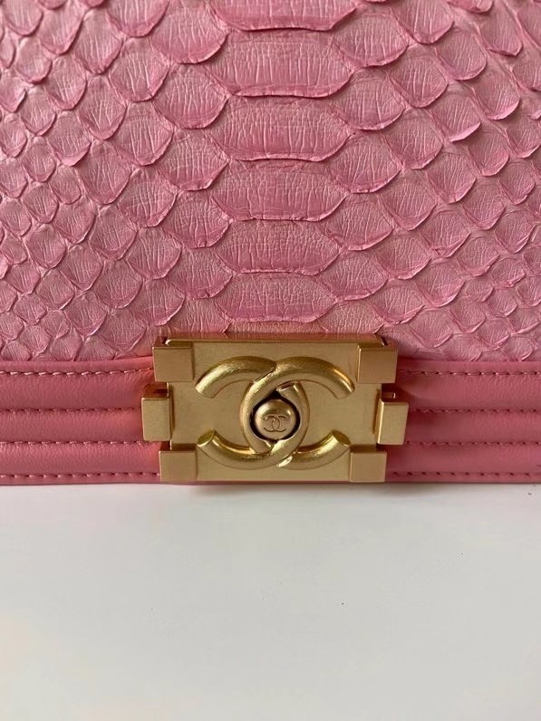 Boy Chanel Flap Shoulder Bag original Snake leather AS67086 pink