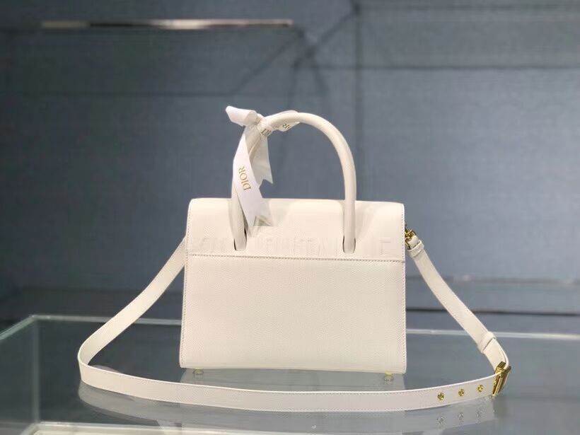 DIOR MEDIUM ST HONORE TOTE Grained Calfskin M9321UMBA white