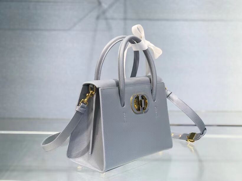 DIOR MEDIUM ST HONORE TOTE Grained Calfskin M9321UMBA sky blue