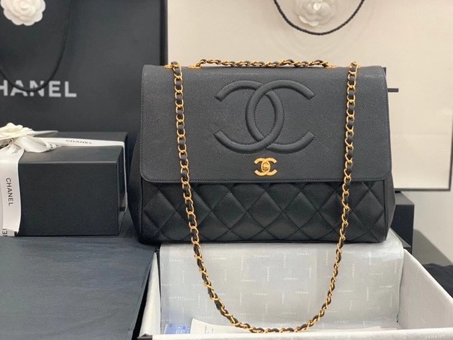 Chanel flap bag Grained Calfskin & & Gold-Tone Metal A92233 black