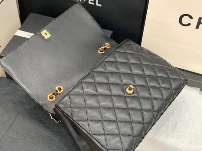 Chanel flap bag Lambskin & & Gold-Tone Metal A92233 black