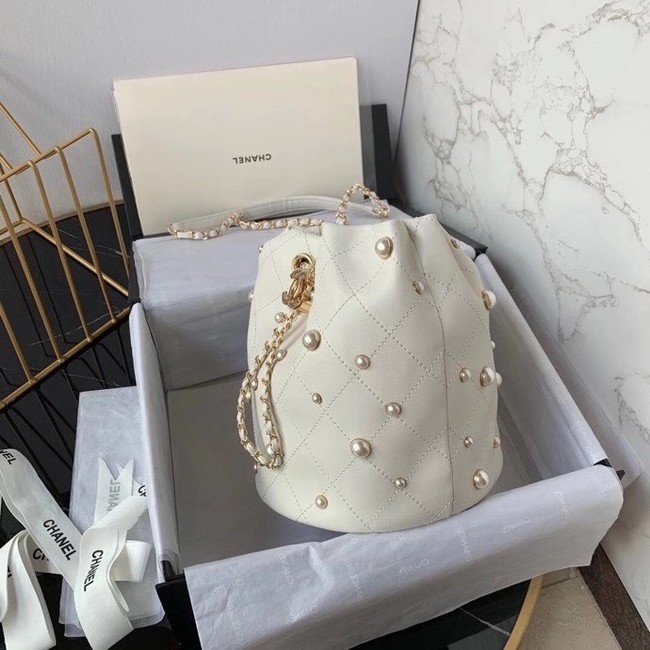 Chanel small drawstring bag Lambskin & Gold Metal AS2322 white