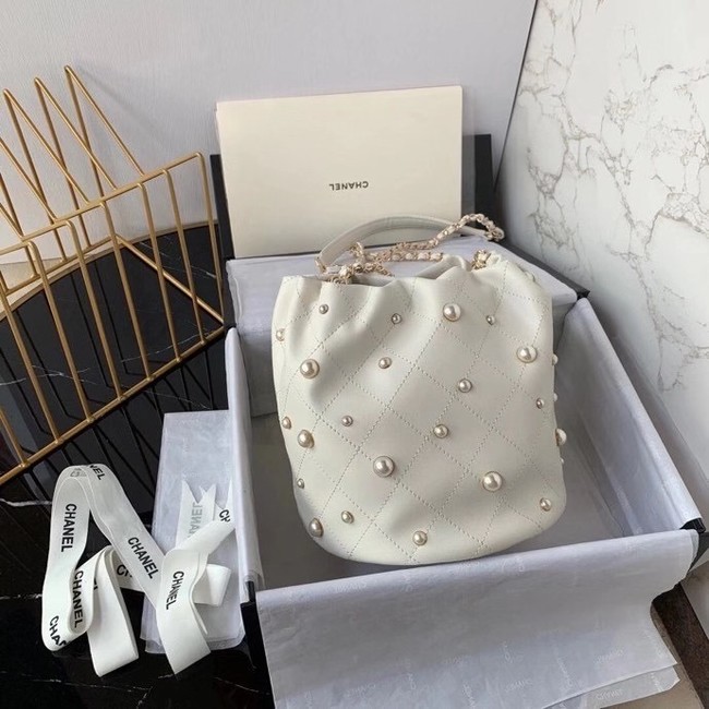 Chanel small drawstring bag Lambskin & Gold Metal AS2322 white