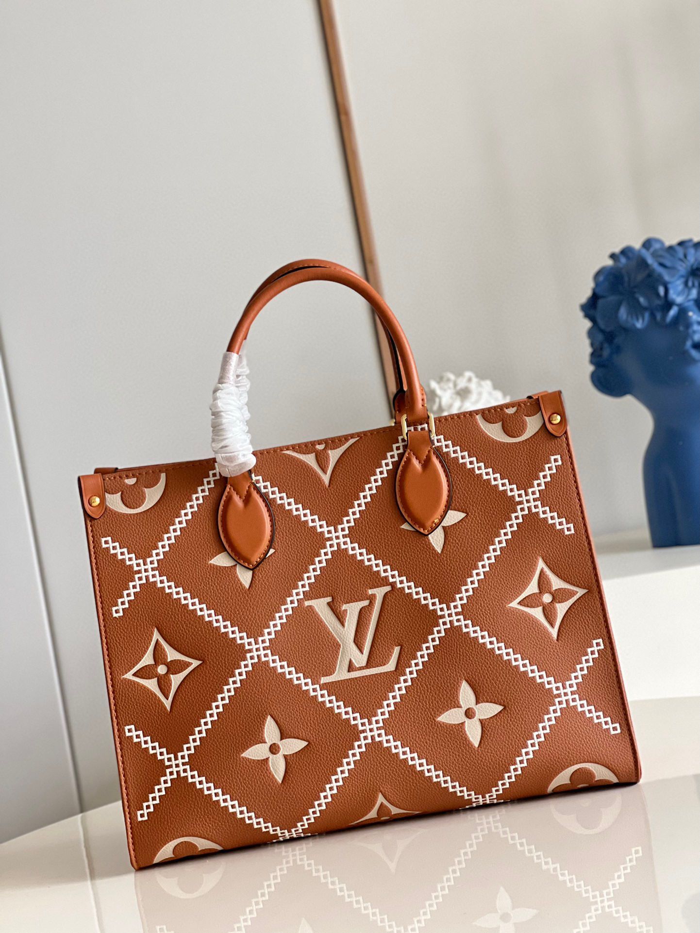 Louis Vuitton ONTHEGO M46015 Arizona Brown