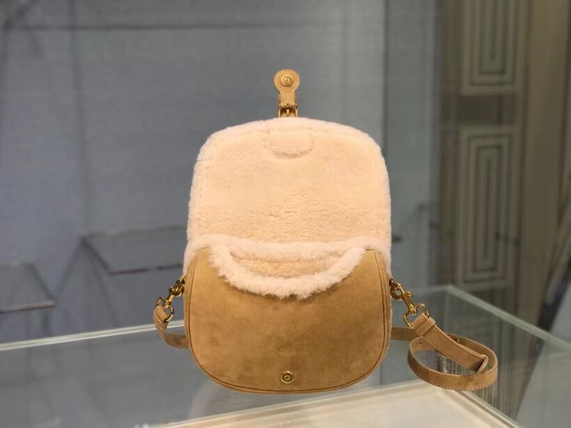 MEDIUM DIOR BOBBY BAG Camel-Colored Shearling M9319U