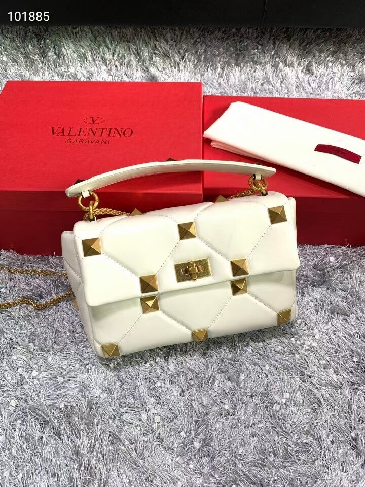 Valentino medium Garavani Roman Stud V2060 white