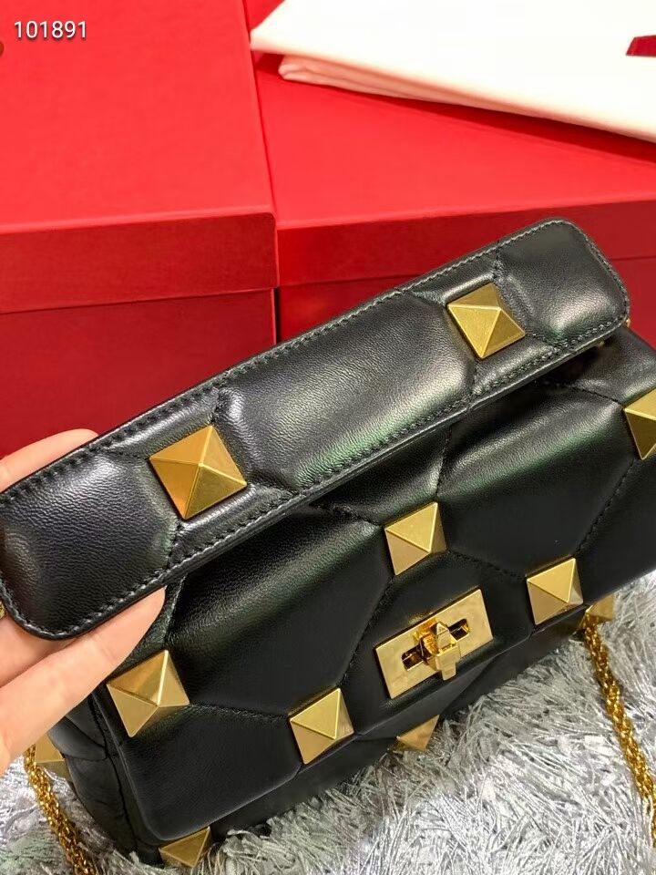 Valentino mini Garavani Roman Stud V2061 black