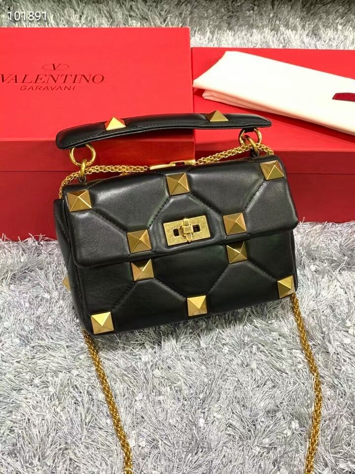 Valentino mini Garavani Roman Stud V2061 black