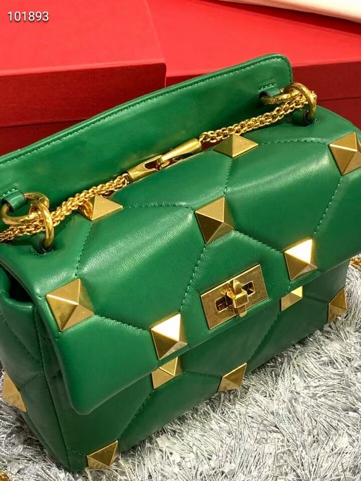 Valentino mini Garavani Roman Stud V2061 green