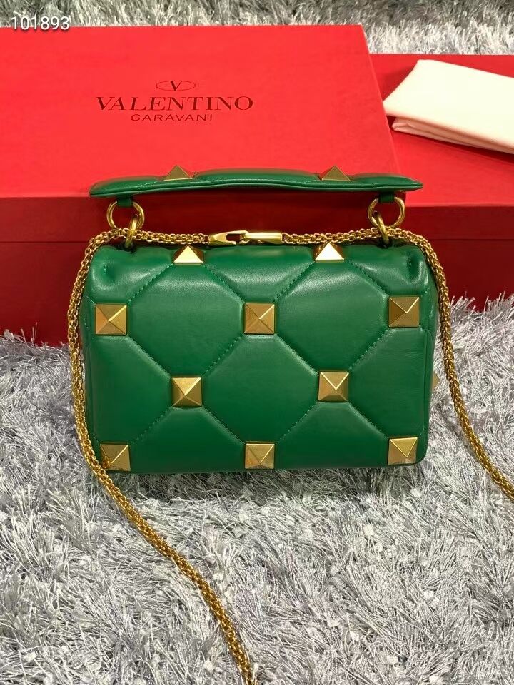 Valentino mini Garavani Roman Stud V2061 green