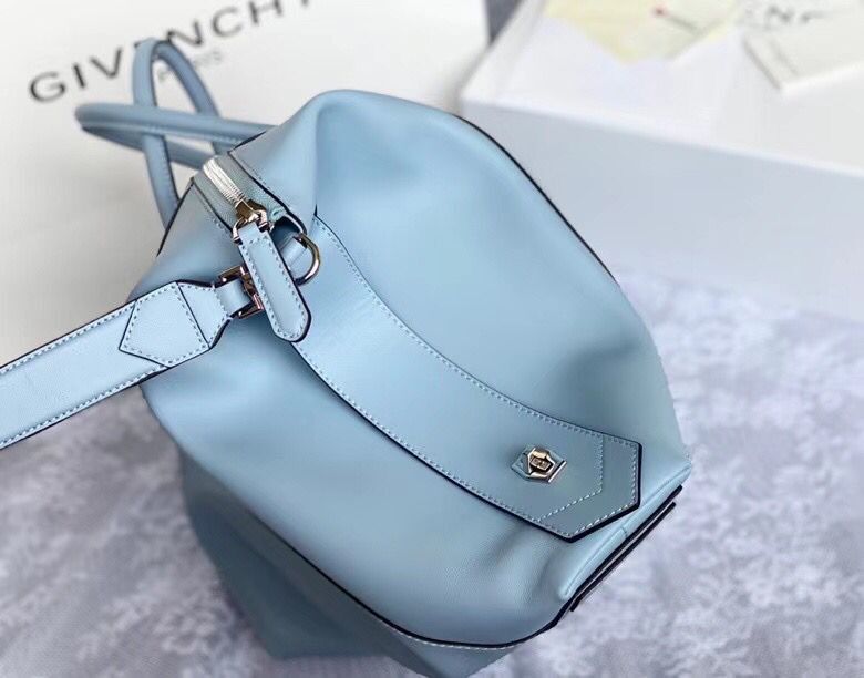 GIVENCHY Original Leather Shoulder Bag 63188 sky Blue