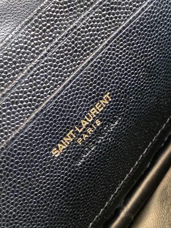 Yves Saint Laurent VINTAGE CAMERA BAG IN Calfskin Leather 6125791 black