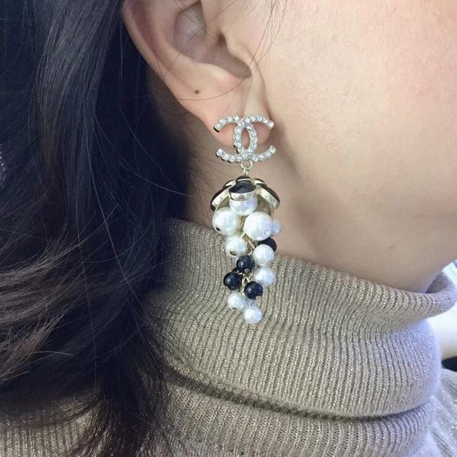 Chanel Earrings CE6010