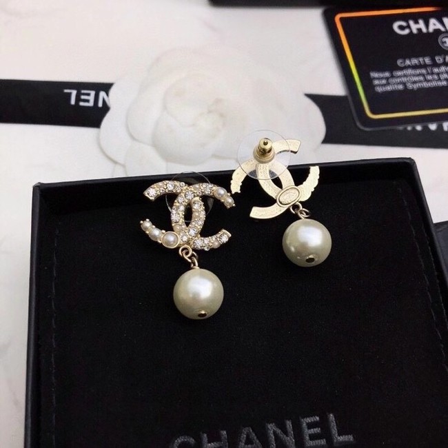 Chanel Earrings CE6015