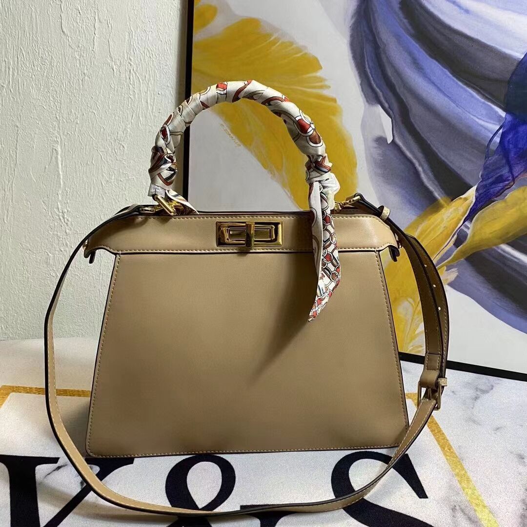 FENDI PEEKABOO ICONIC MEDIUM apricot leather bag F6946