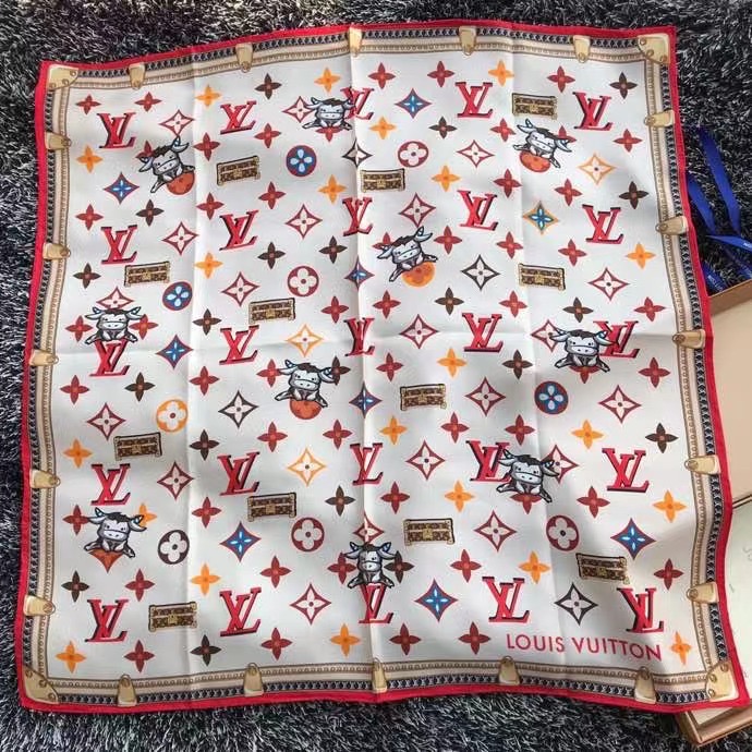 Louis Vuitton silk Scarf 77030-2