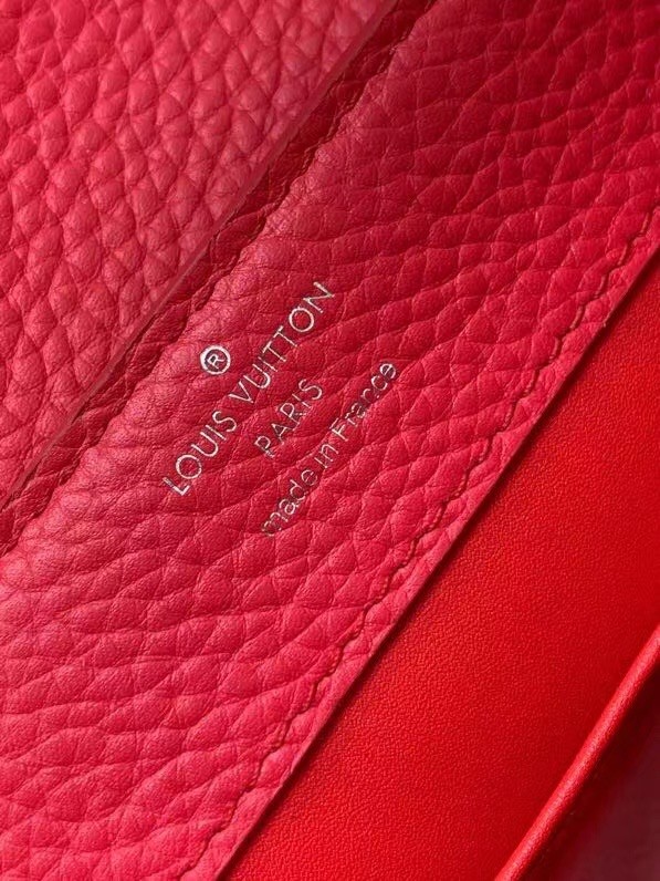 Louis vuitton CAPUCINES MINI M56072 RED