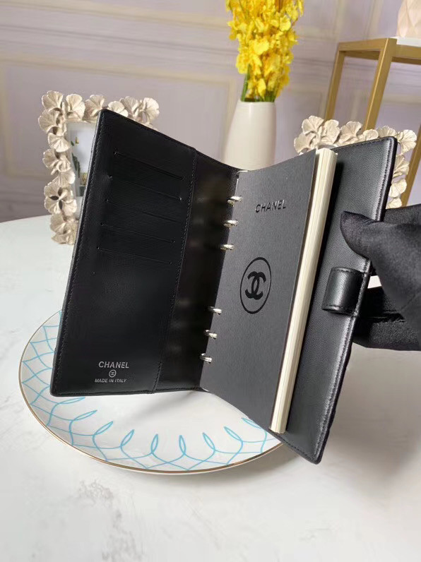 CHANEL sheepskin notebook & Wallet A013 black
