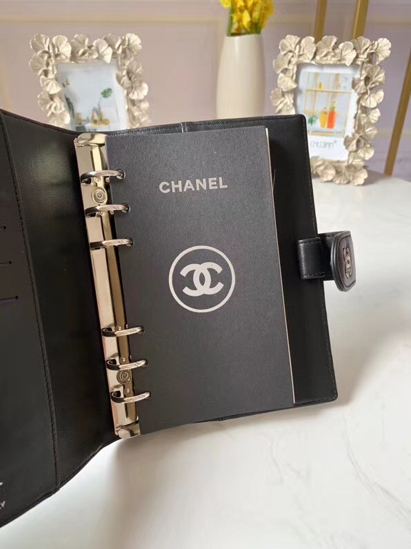 CHANEL sheepskin notebook & Wallet A013 black