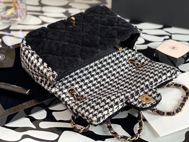 Chanel classic handbag Tweed & Gold-Tone Metal A01112-4