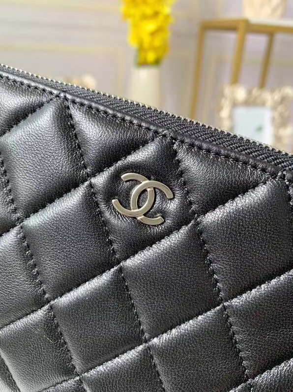 Chanel zipped wallet Goatskin AP31504-5 Black