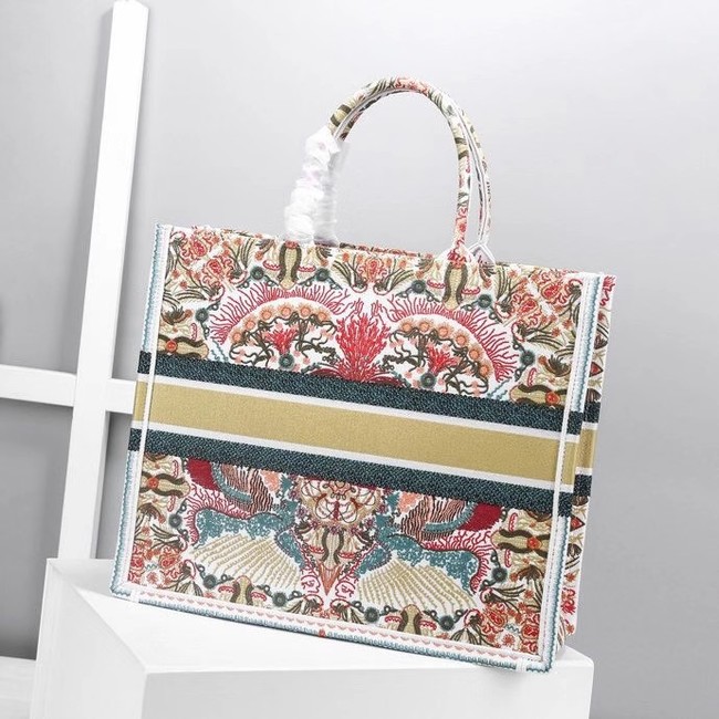 DIOR BOOK TOTE Latte Multicolor Dior Zodiac Embroidery M1286Z-2