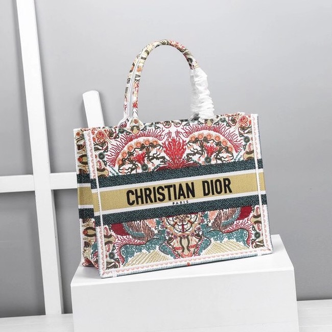 DIOR BOOK TOTE Latte Multicolor Dior Zodiac Embroidery M1287Z-1