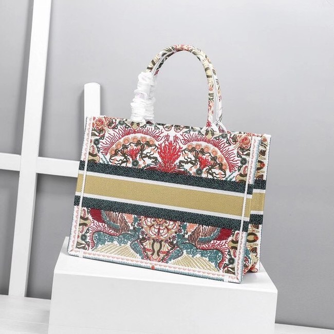 DIOR BOOK TOTE Latte Multicolor Dior Zodiac Embroidery M1287Z-1