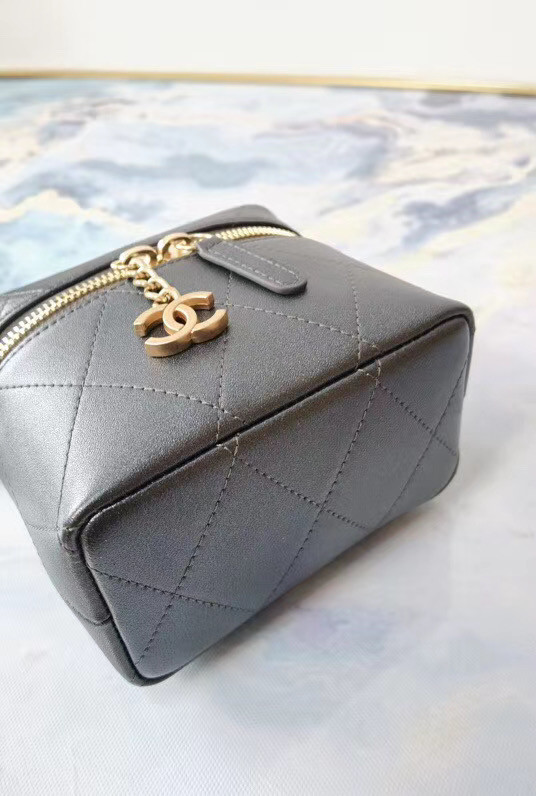 Chanel Lambskin Crystal Calfskin & Gold-Tone Metal AS1889 black 
