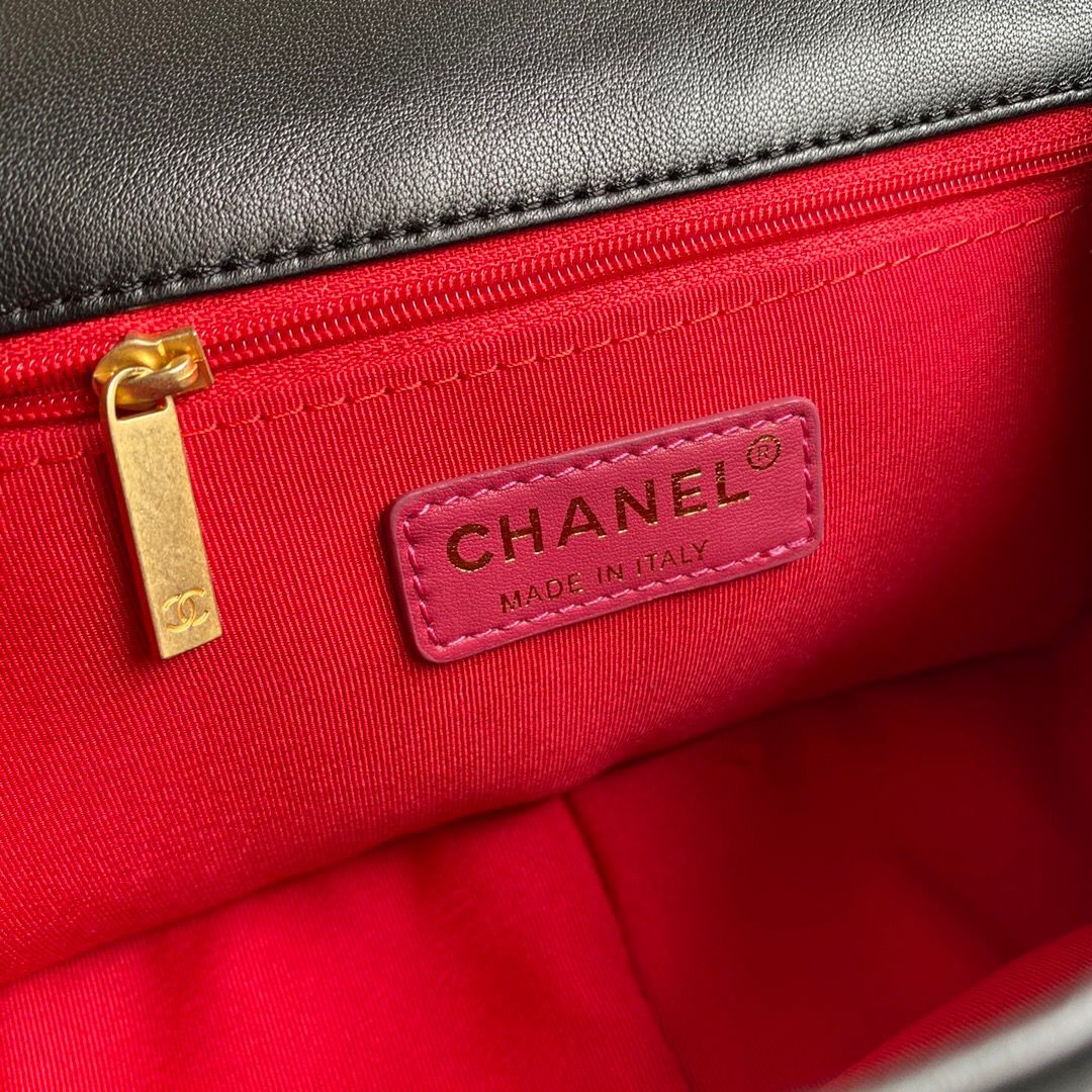 Chanel Flap Bag Sheepskin & Gold-Tone Metal AP1737 Black