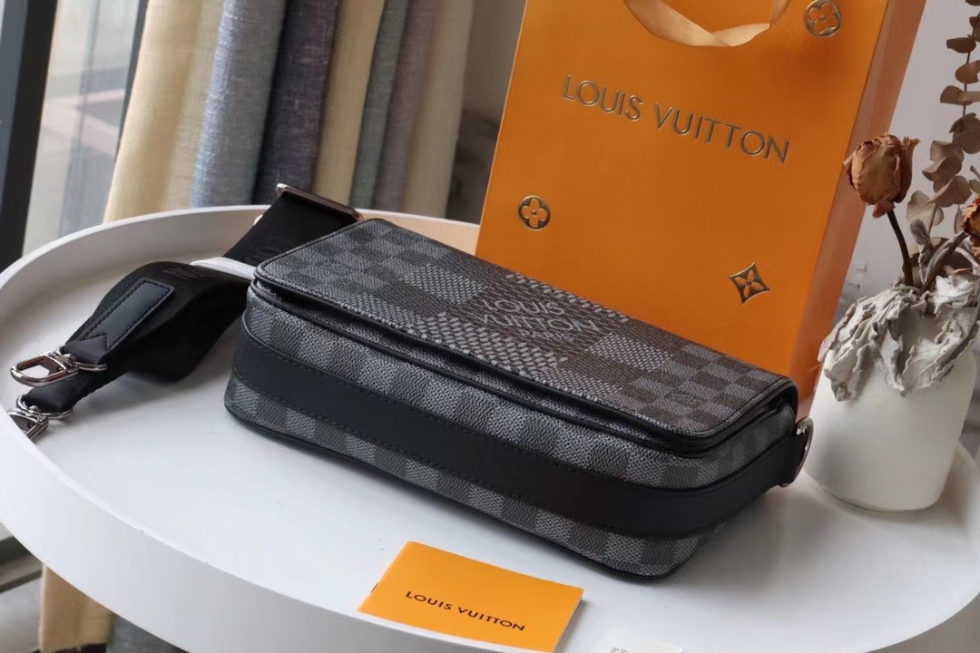 Louis Vuitton Original STUDIO MESSENGER N50013 black