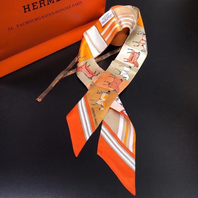 Hermes Twilly Small silk scarf H06352