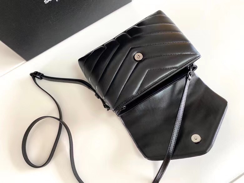 SAINT LAURENT LOULOU SMALL IN MATELASSE Y LEATHER 467072 black&OXIDIZED NICKEL HARDWARE