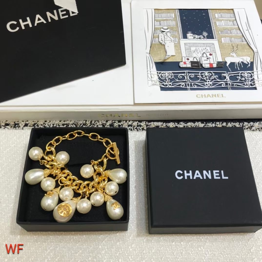 Chanel Bracelet CE6113