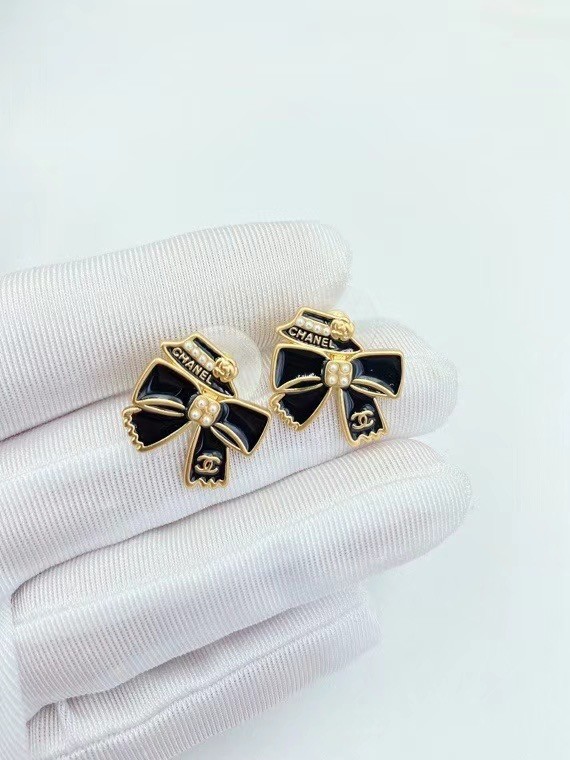 Chanel Earrings CE6125