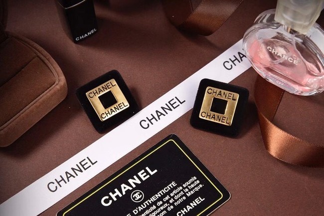Chanel Earrings CE6131
