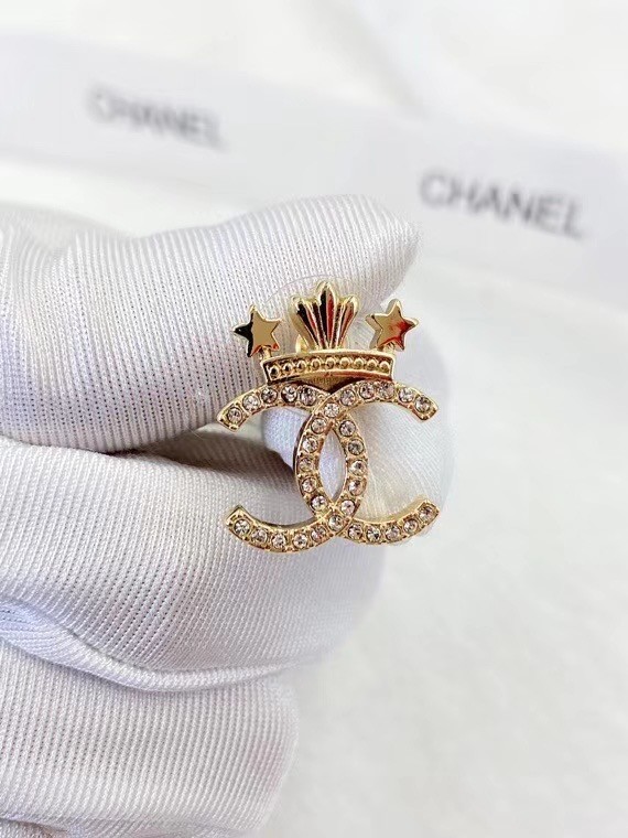 Chanel Earrings CE6135