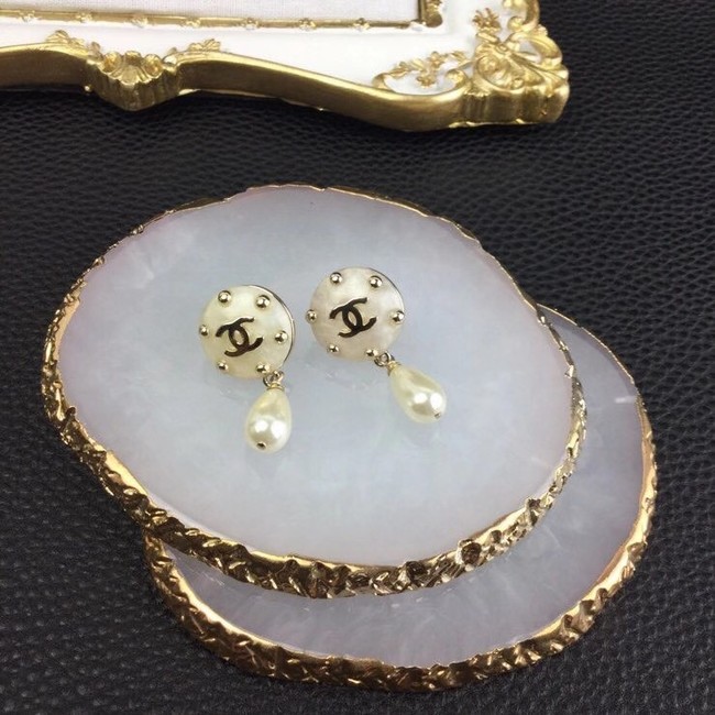 Chanel Earrings CE6152