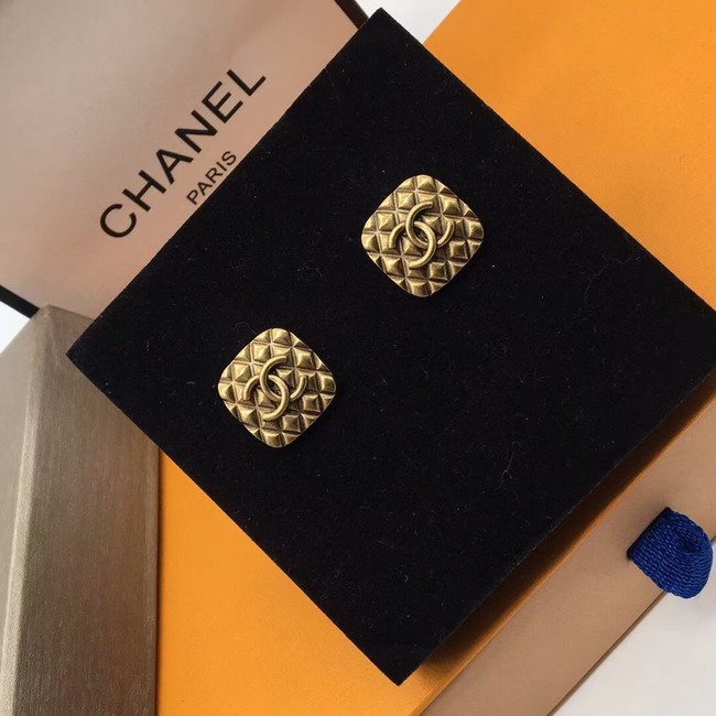 Chanel Earrings CE6168