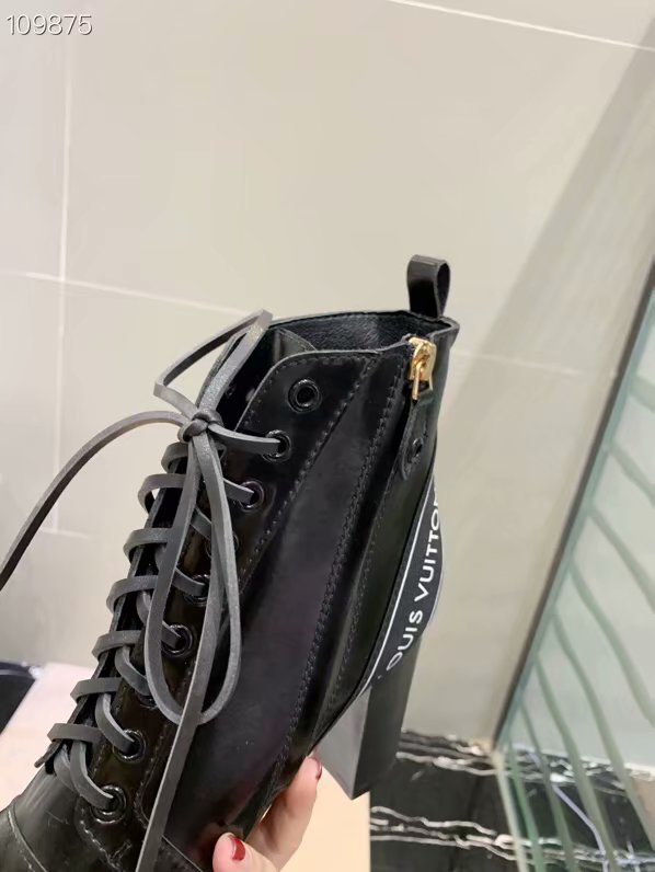 Louis Vuitton Shoes LV1069DS-1