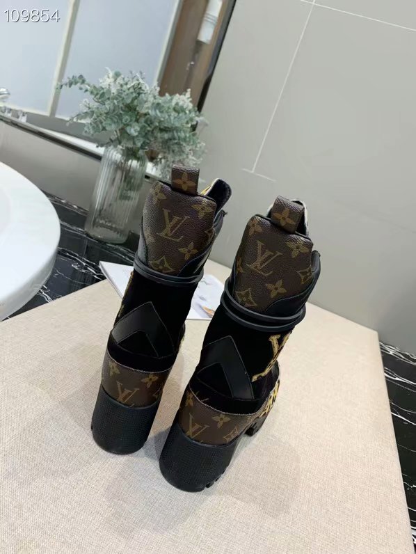 Louis Vuitton Shoes LV1070DS-8